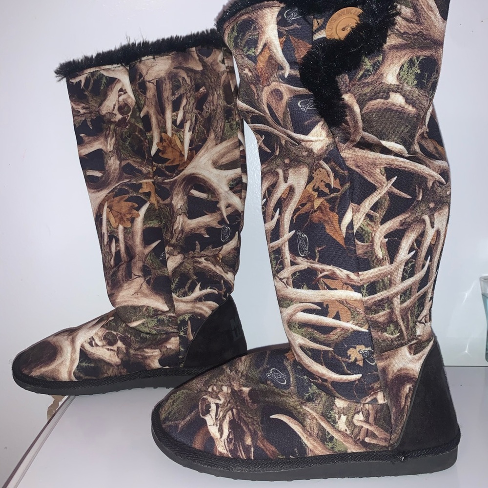 Camo boots
